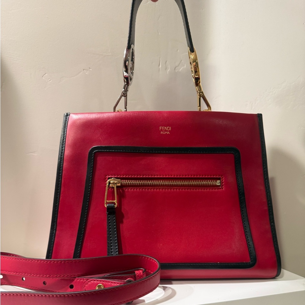 Fendi Women's Runway Red & Black Tote or Shoulder Bag EUC RARE - Picture 3 of 12